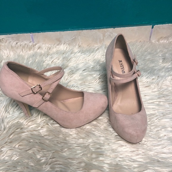 Pink brand new heels - Picture 3 of 4